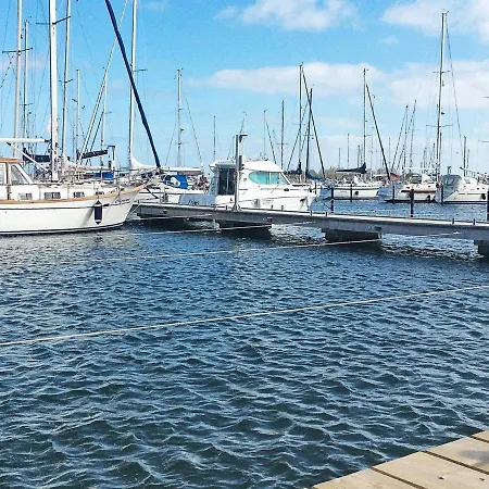 Two-bedroom Holiday In 2 * Wendtorf