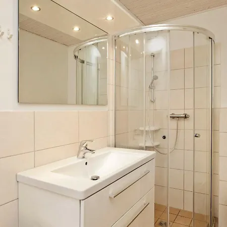 بيت للعطل Two-bedroom Holiday In 2